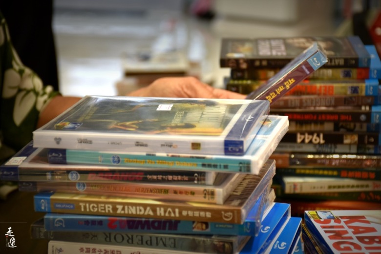 据说这是常州最后的音像店，80后美女老板娘，因爱好坚持20年