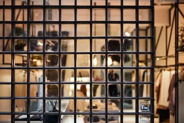 如何把老房子改造服装店,老房子老院子改造服装店