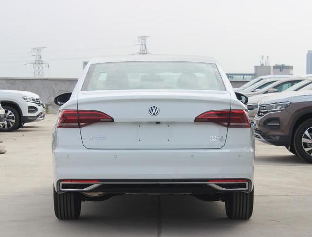 14w公里的大众宝来值不值得买,大众宝来6万多可以提车么