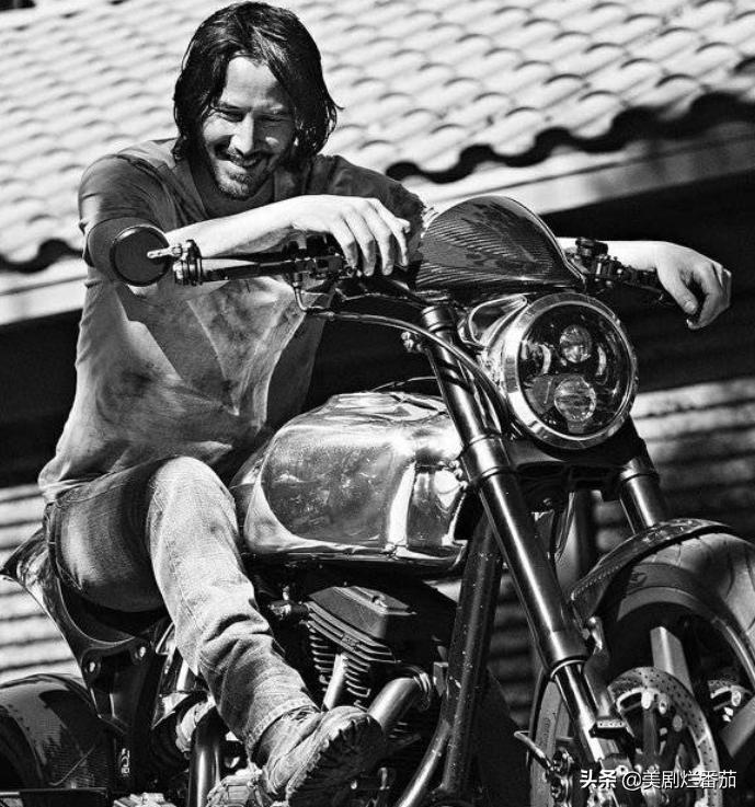 基努李维斯魅力,外国人评价基努里维斯