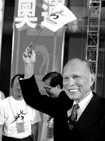 三房太太，13名子女，争夺几百亿家产，霍家宫斗比港剧精彩多了