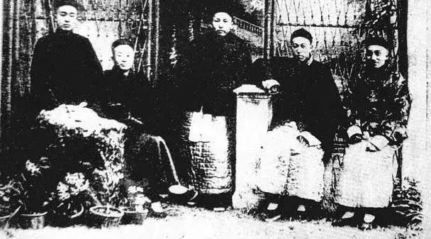 李叔同传奇人生完整视频,李叔同传奇故事全集