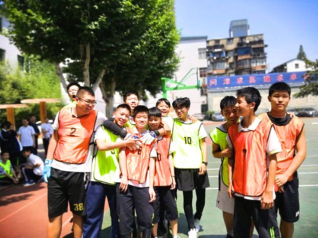 足球少年奔跑吧,奔跑吧足球少年英文