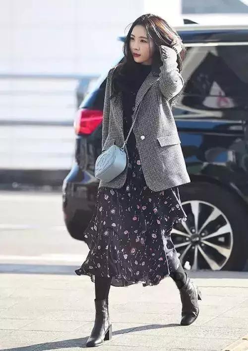 西装配裙子适合哪种发型,中长西装配什么裙子好看