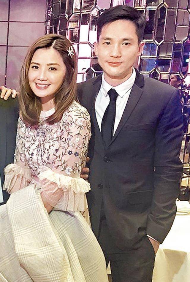 前脚阿娇头部受伤，后脚阿Sa与百亿太子分手？twins神同步