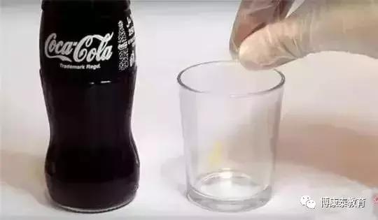 博康泰丨青岛9岁儿童喝可乐，牙齿酥到用镊子一捏就碎