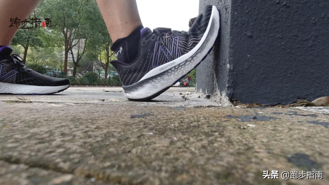 新百伦2019跑鞋评测,新百伦2017秋款男跑鞋