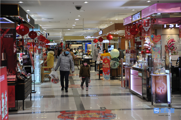 致敬坚守战位的人民子弟兵,致敬抗役一线的英雄们