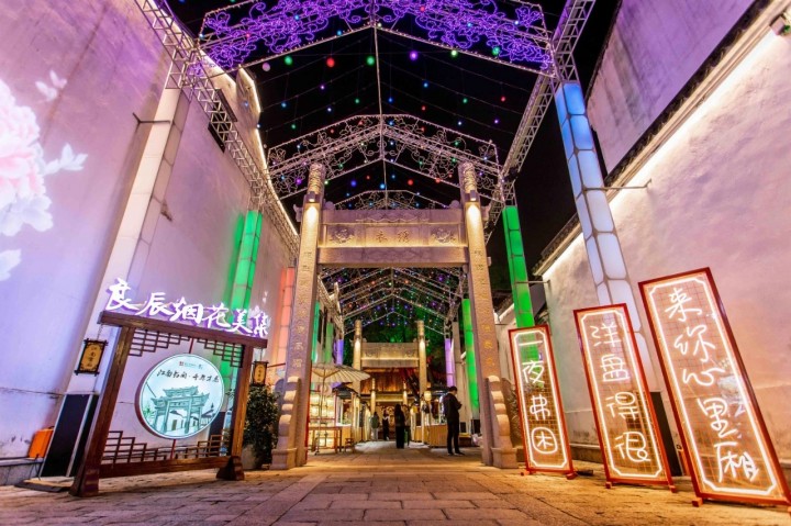 go瀹炴儬鍥㈣喘缃戠珯,go瀹炴儬