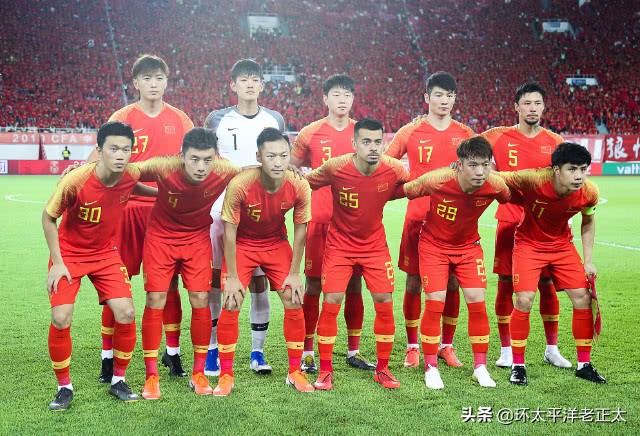 足坛巨匠去世,足坛球星坠机去世