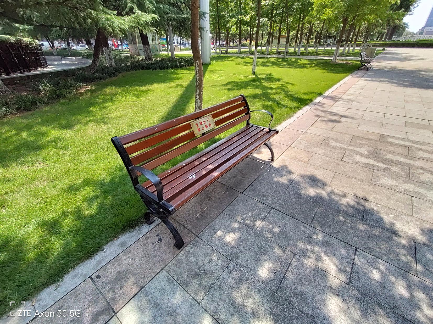 中兴axon305g屏下摄像手机,中兴axon30u和oppofindx3pro