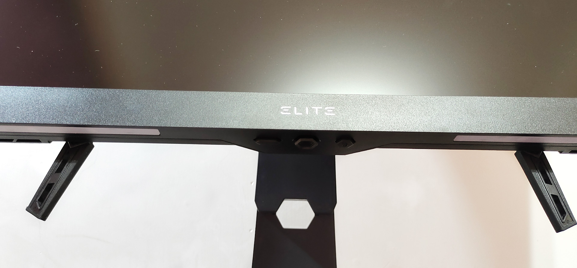 优派xg270qg显示器好用吗,优派xg270qg和华硕pg279qr