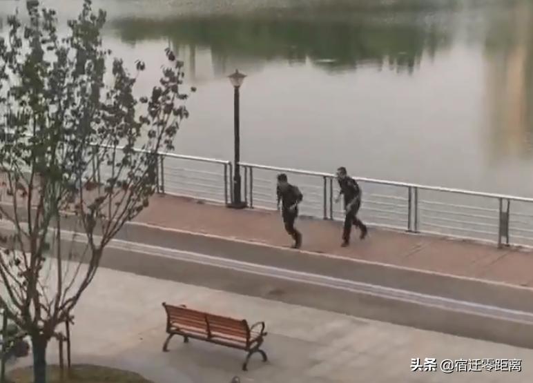 宿迁金鹰物业向古黄河倾倒垃圾被查