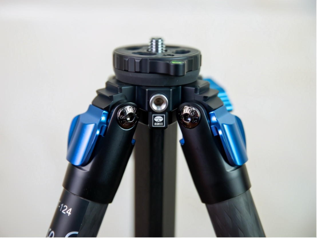 思锐稳定型三脚架,思锐124三脚架