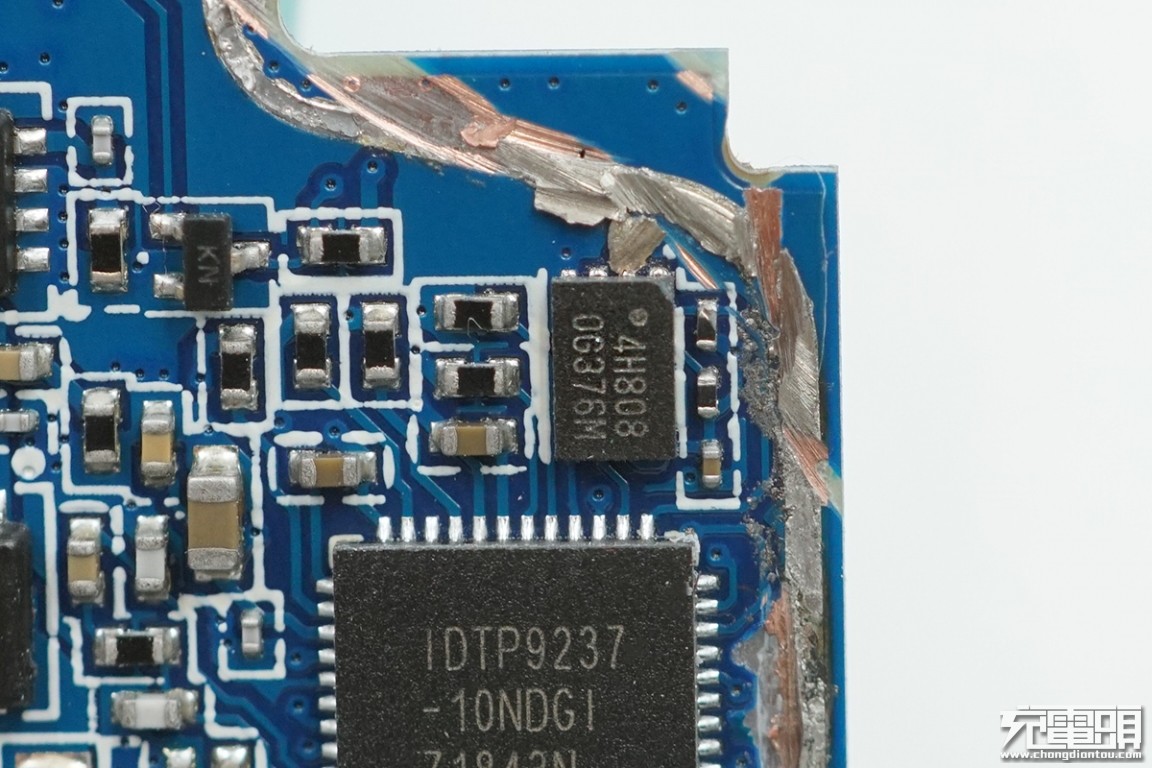 小米无线充电宝10w和30w如何选择,小米充电宝20000毫安50瓦拆箱