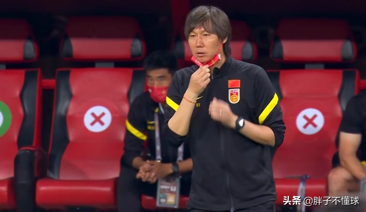 高峰国足打越南比赛,高峰说足球完整