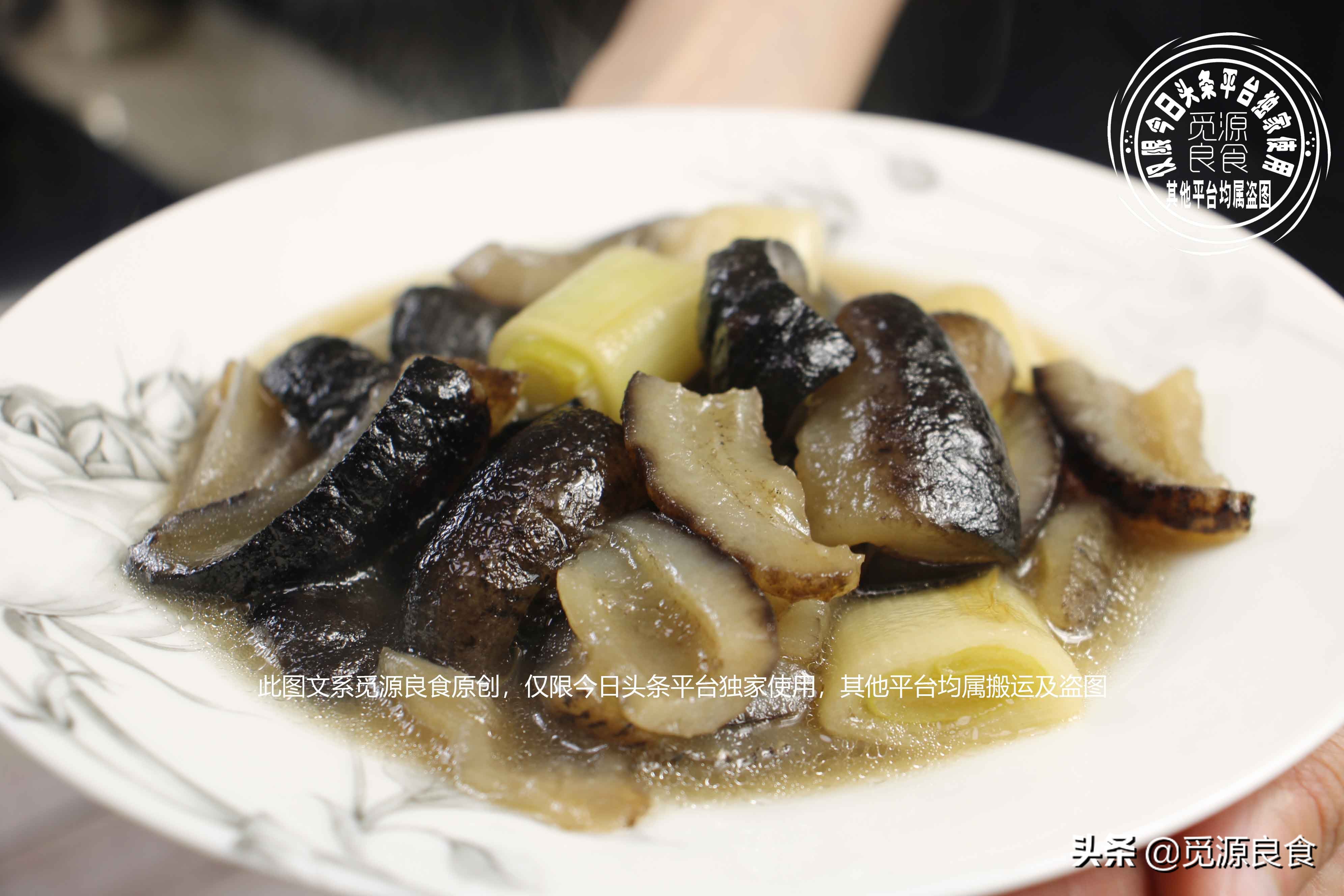 海参如何烧吃起来才比较软烂,海参焯水后放了2天还能吃吗