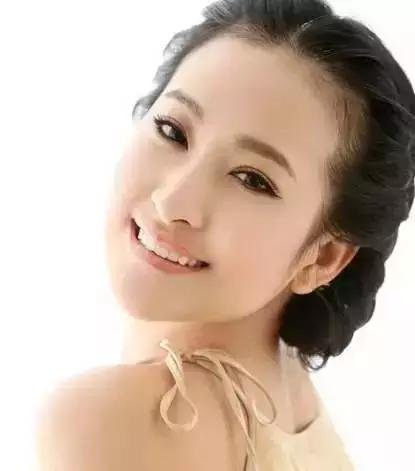 好用bb霜淡妆初学者教程图片,bb霜的用法和功效图片