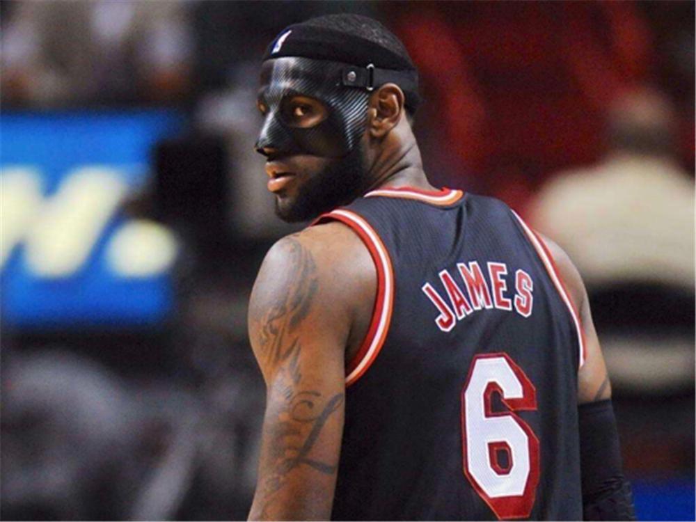 NBA中明文的五*禁大**忌:坏小子JR屡次上榜,詹皇戴黑色面具被叫停