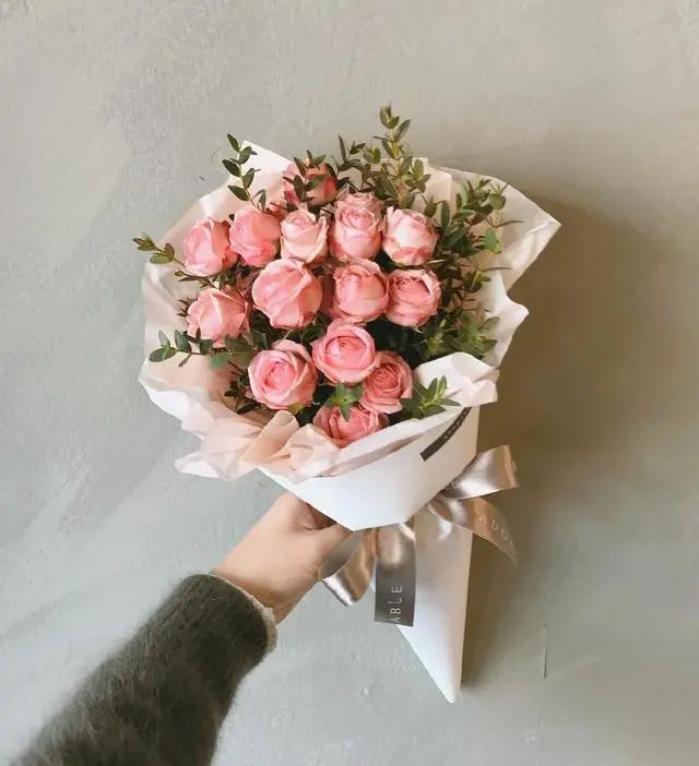 关于爱情走心的句子句句经典,精辟至极的爱情语录句句戳心