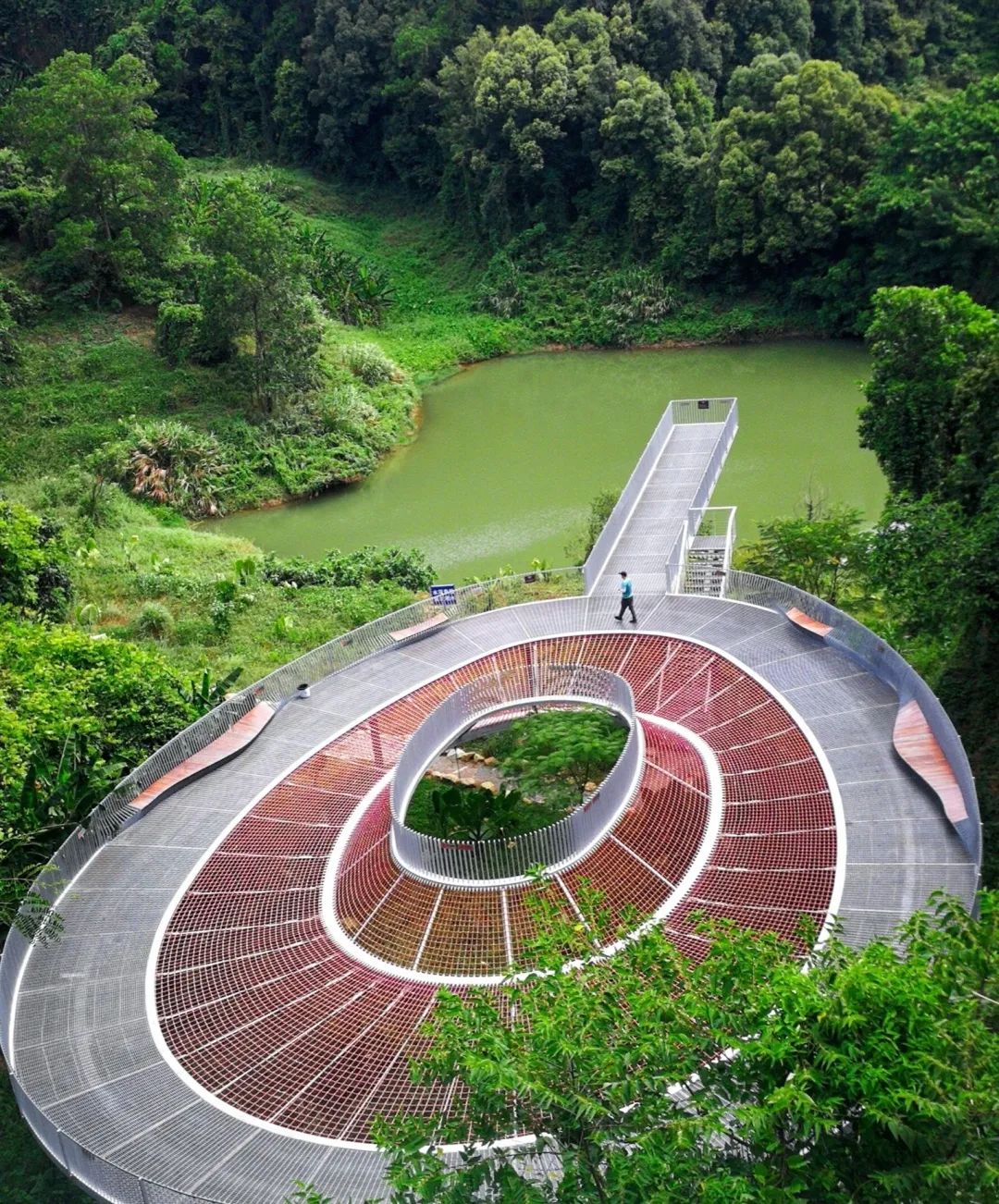 深圳天空之镜网红玻璃桥,深圳玻璃桥免费旅游攻略