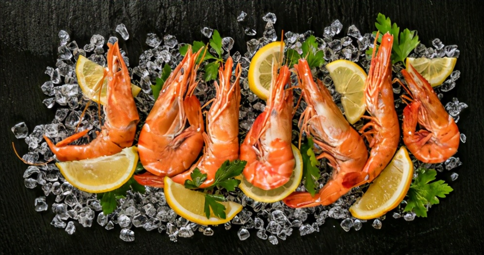 海鲜跟维c一起吃真的会中毒吗,海鲜和维c会产生砒霜吗