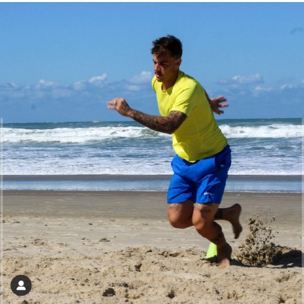 中超齐鲁德比最新直播,青岛中超齐鲁德比热身赛