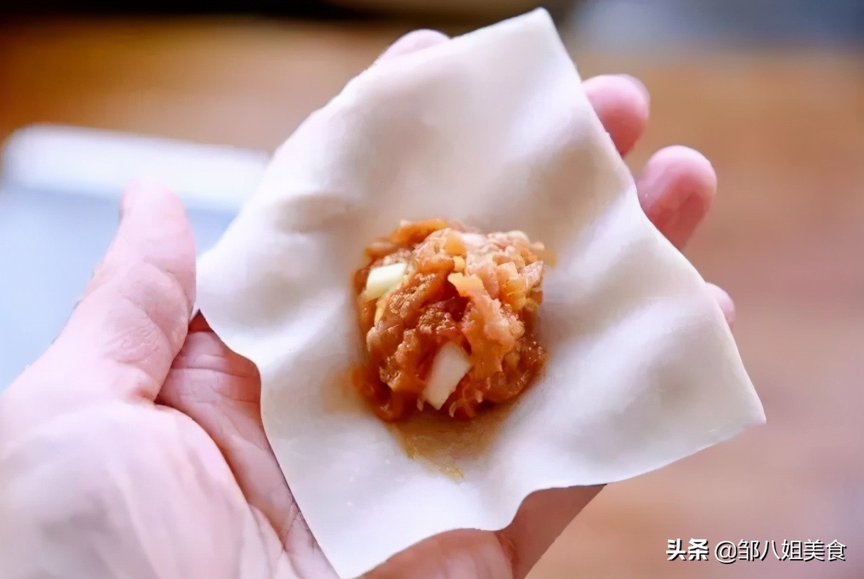 包馄饨调肉馅怎么调好吃,包馄饨肉馅怎样调好吃