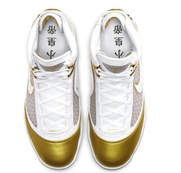 NikeKyrie6这双新配色太炫酷了，“黄金木乃伊”简直本月最佳