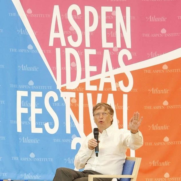 美国一学校限制手机,美国一高中禁学生在校内用手机