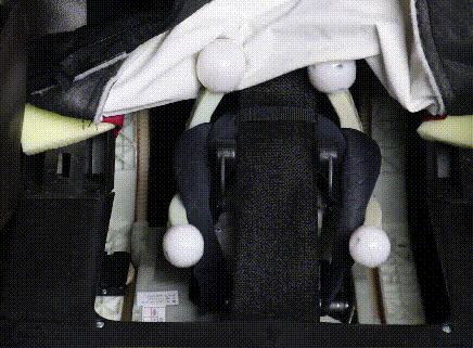 奥佳华和荣泰中端按摩椅,按摩椅西屋和荣泰哪个好