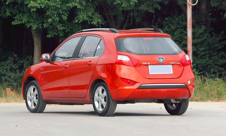 曾经的两厢神车,月销3万辆的国民家轿车