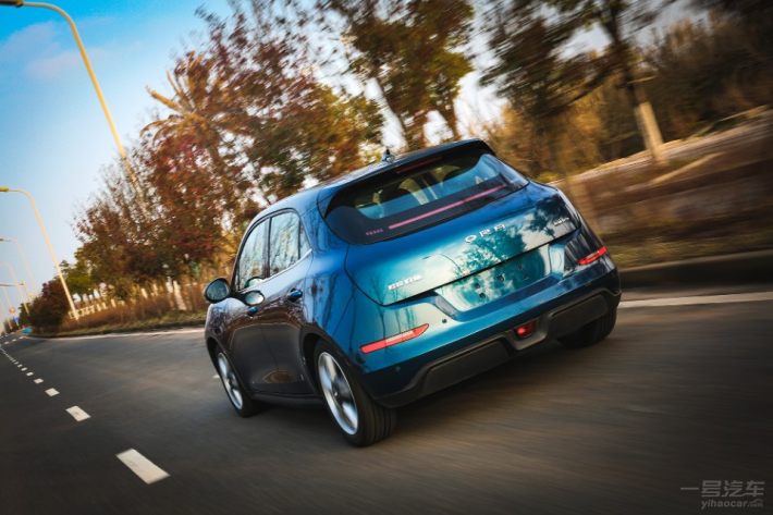 欧拉好猫波塞冬版试驾视频,欧拉好猫和海豚试驾对比