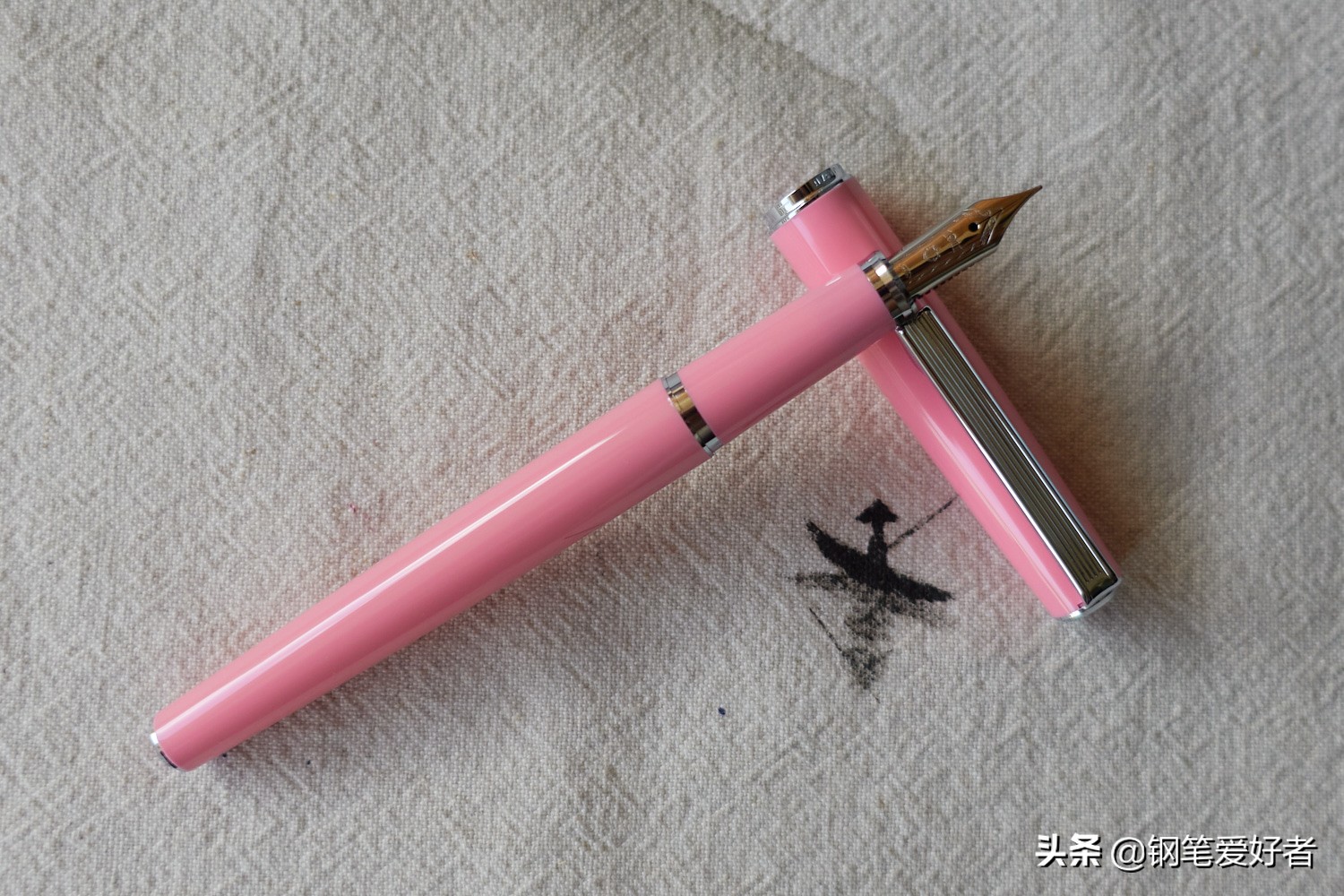 最便宜的日系钢笔,最适合练字的日系钢笔