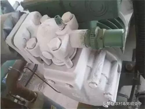 比泽尔压缩机全部结霜什么原因,冰箱压缩机结霜什么原因