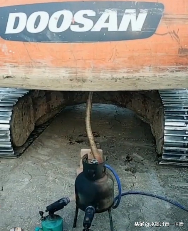 冬季液压油稠怎么解决,液压油冻后发稠怎么处理