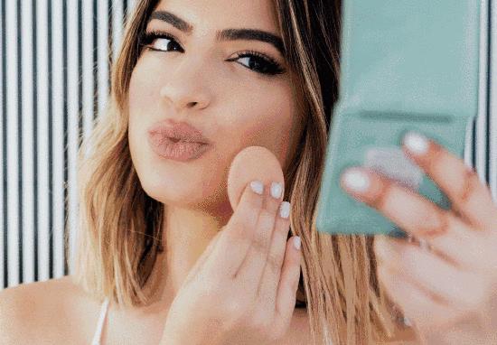 什么样的粉扑上底妆好用,想要妆效好用干粉扑还是湿粉扑