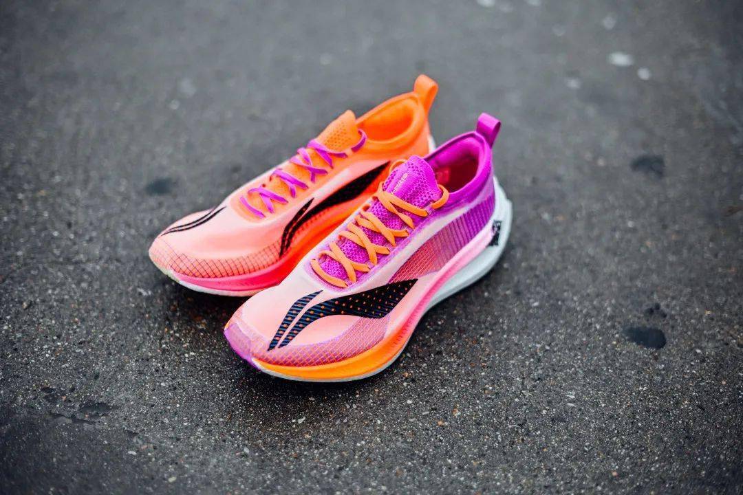 李宁韦德之道9设计师,李宁新出的板鞋韦德上脚