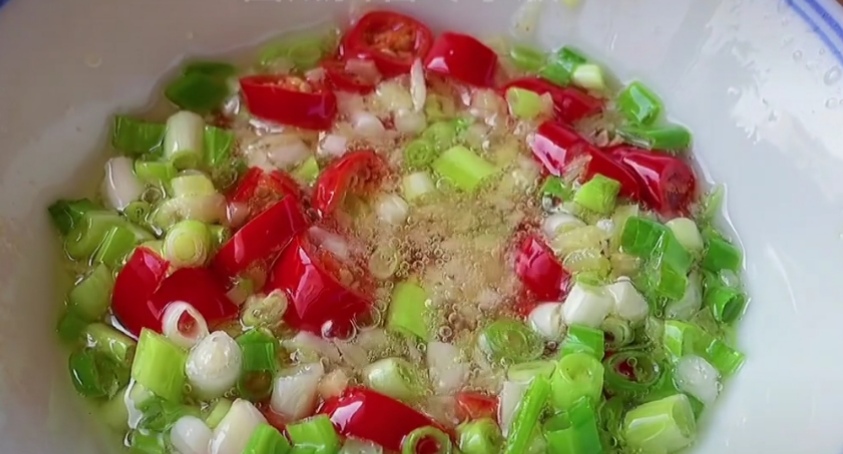 莲藕清洗淤泥法,清洗莲藕里面的泥