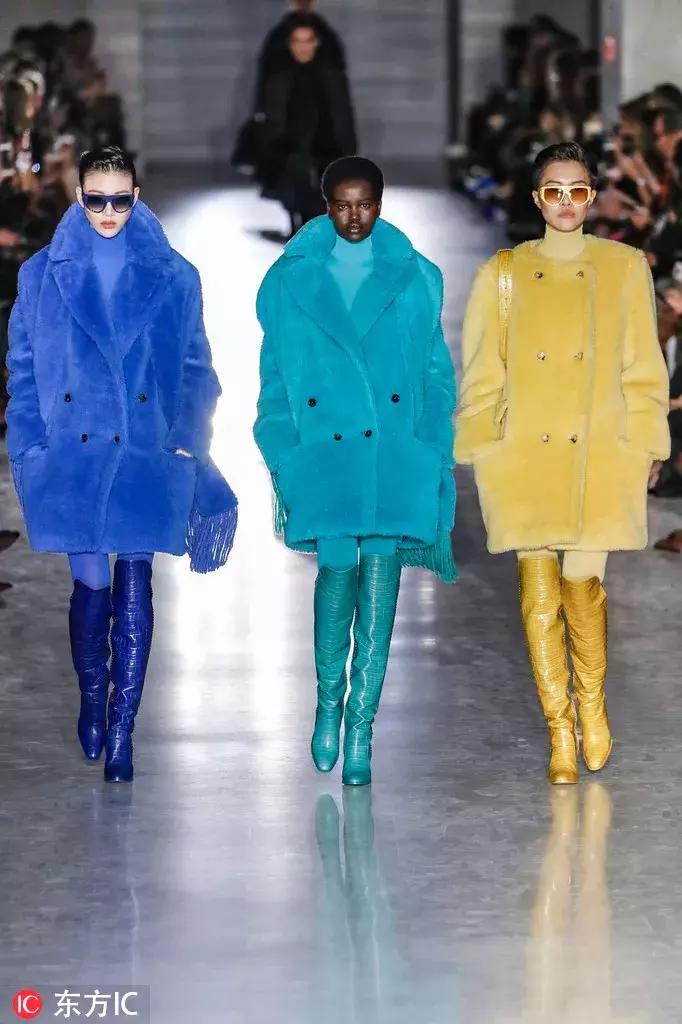 粉色打底适合什么颜色的外套,最适合女生的颜色