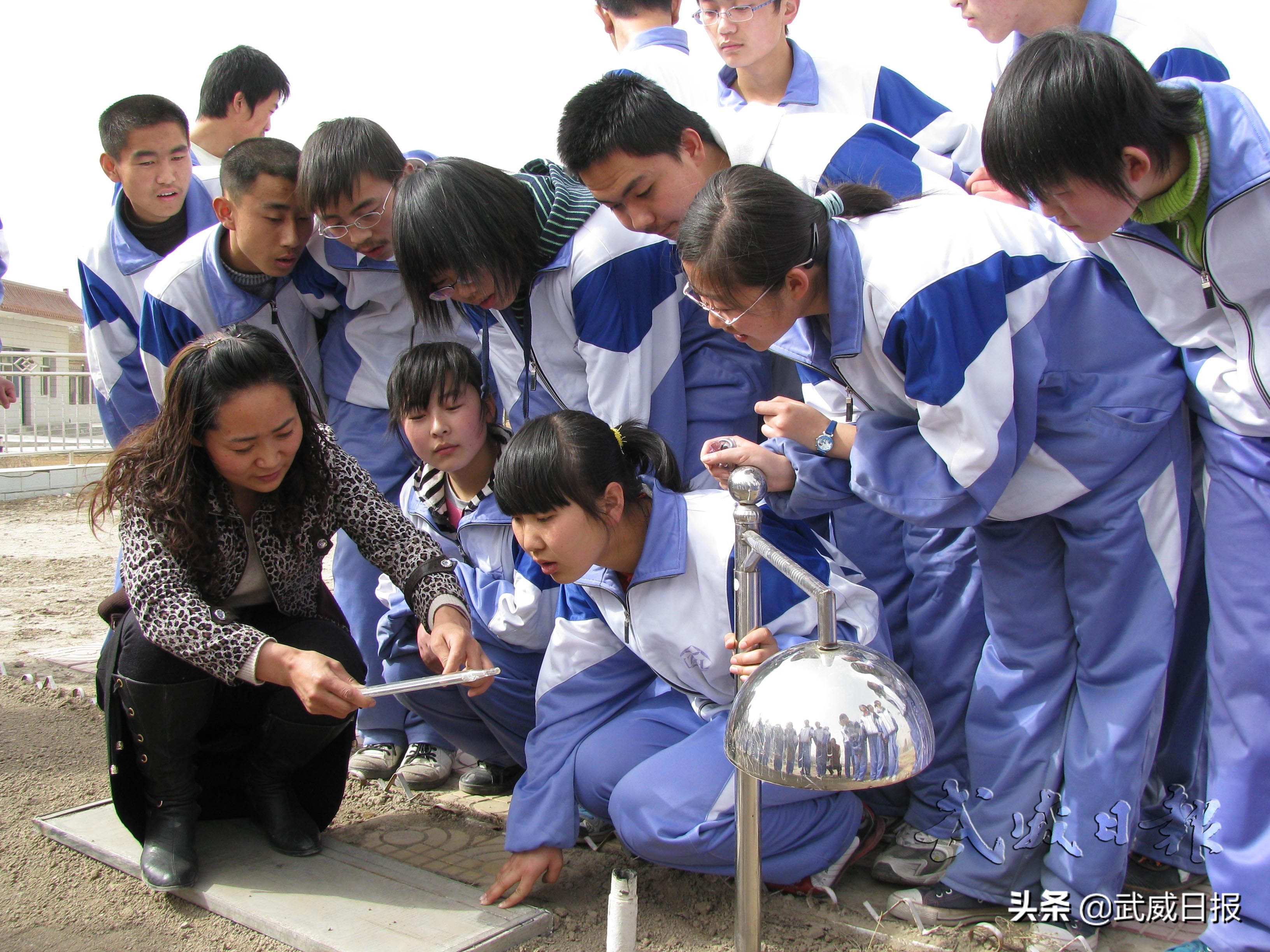 锐意进取开拓创新砥砺奋进,锐意进取砥砺前行奋力开启新征程