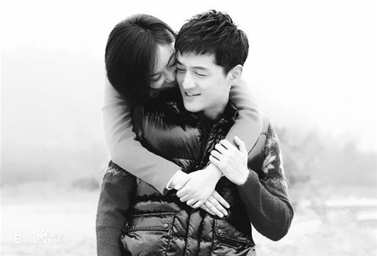 她是傻大姐闫妮：跟着胡歌吃大蒜，出名仍跑龙套，被黄渤说傻乎乎