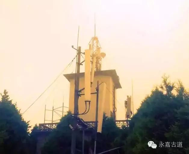 温州四海尖上观日出,初阳如血,美轮美奂,绝无仅有