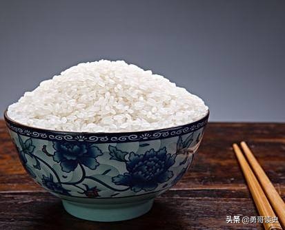 日本官员和企业家为何爱用自杀谢罪？有悠久自杀文化