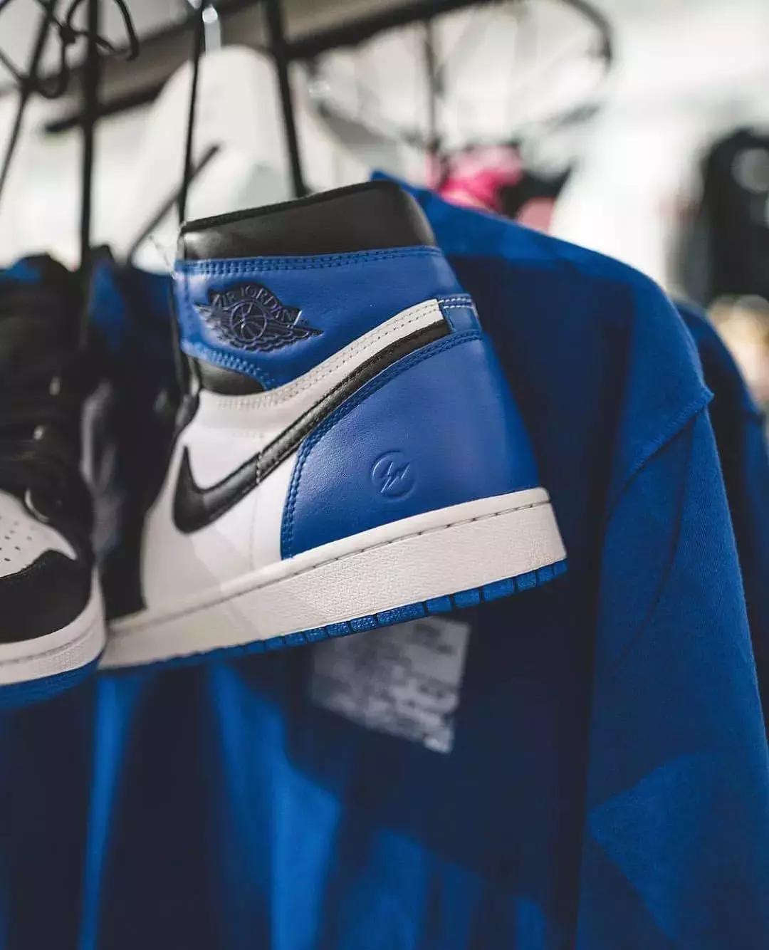 穿着AJ坐地铁就是假货？穿sup，ow就是跟风狗？