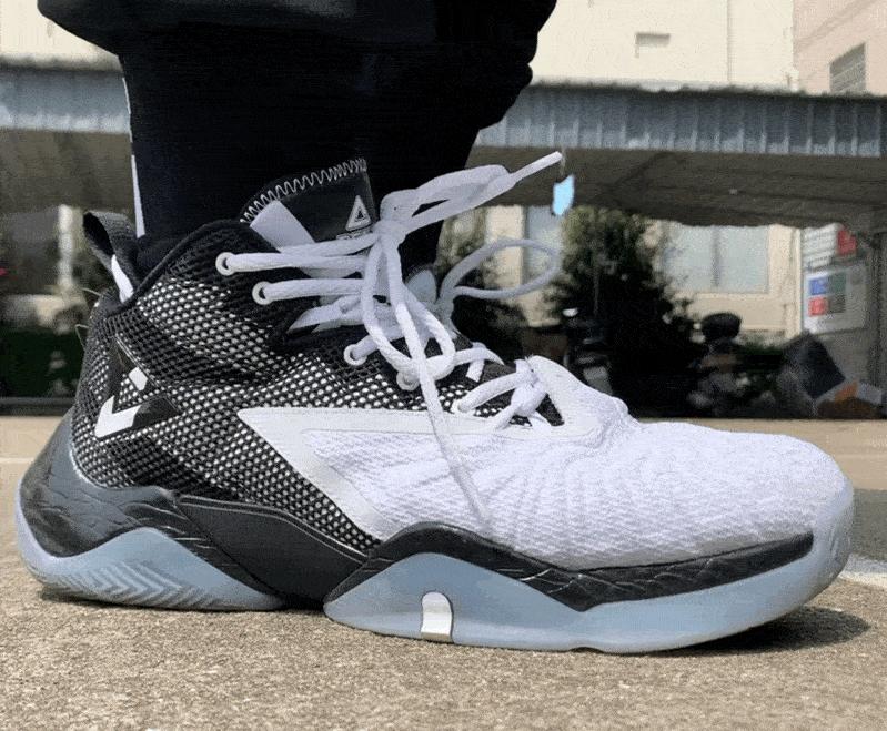 有可能是今年国产佳作之一，甚至可以去掉国产。匹克闪电2020简测