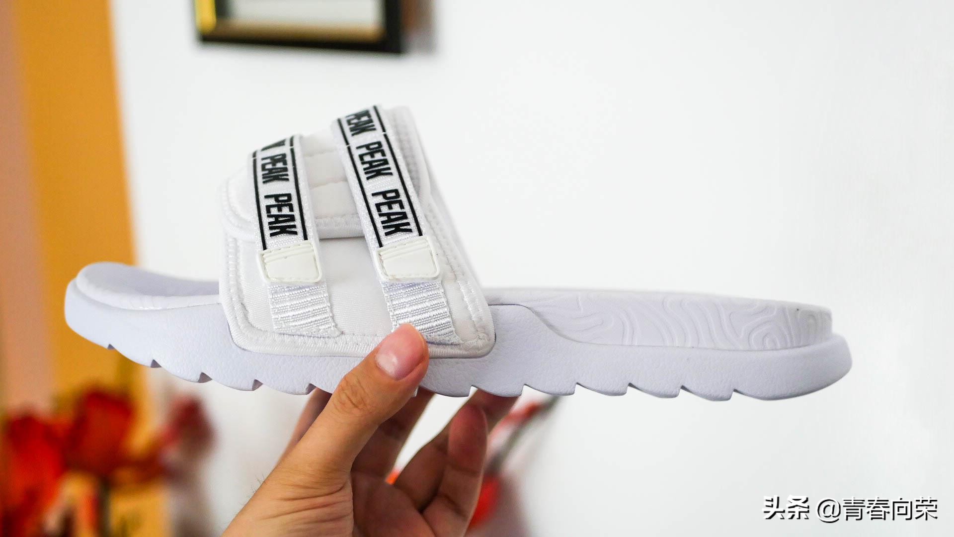 100元的匹克拖鞋,99元两双匹克拖鞋是真的吗