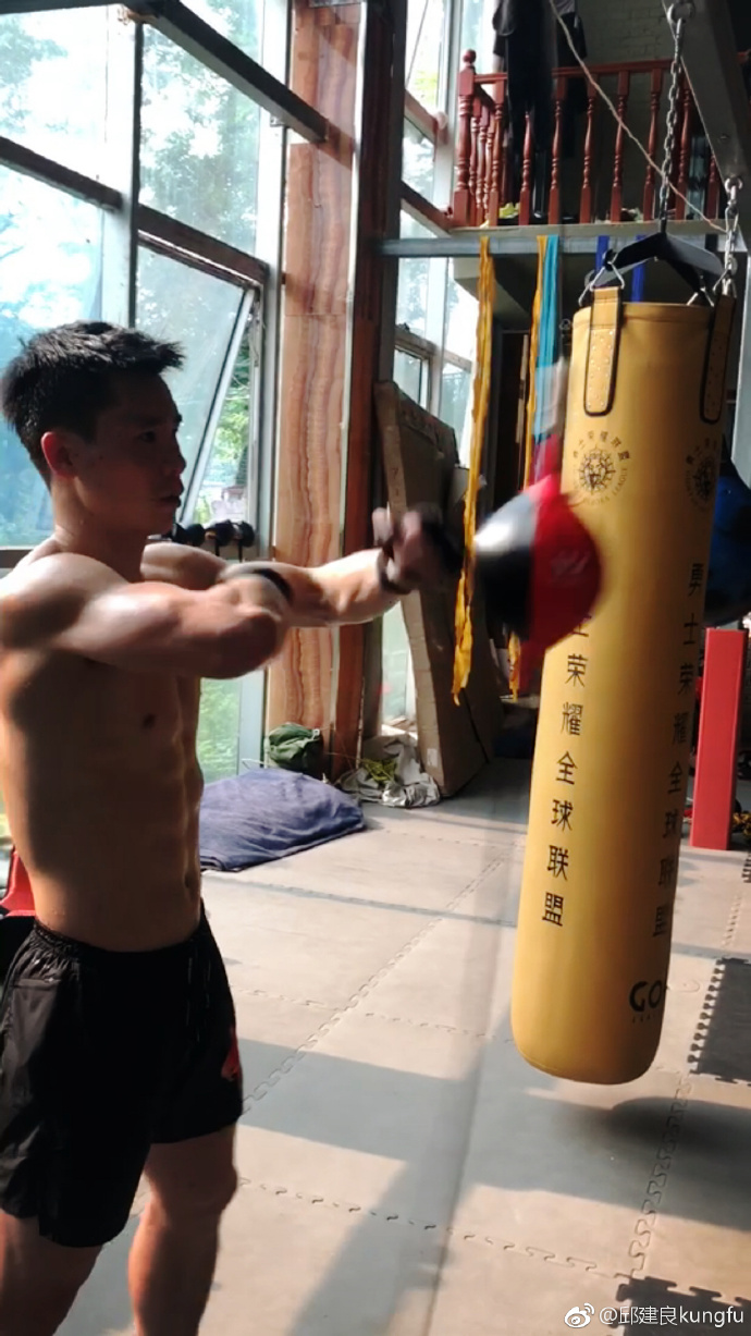 中国三大搏击第一人,中国太极第一人迎战泰拳狼王