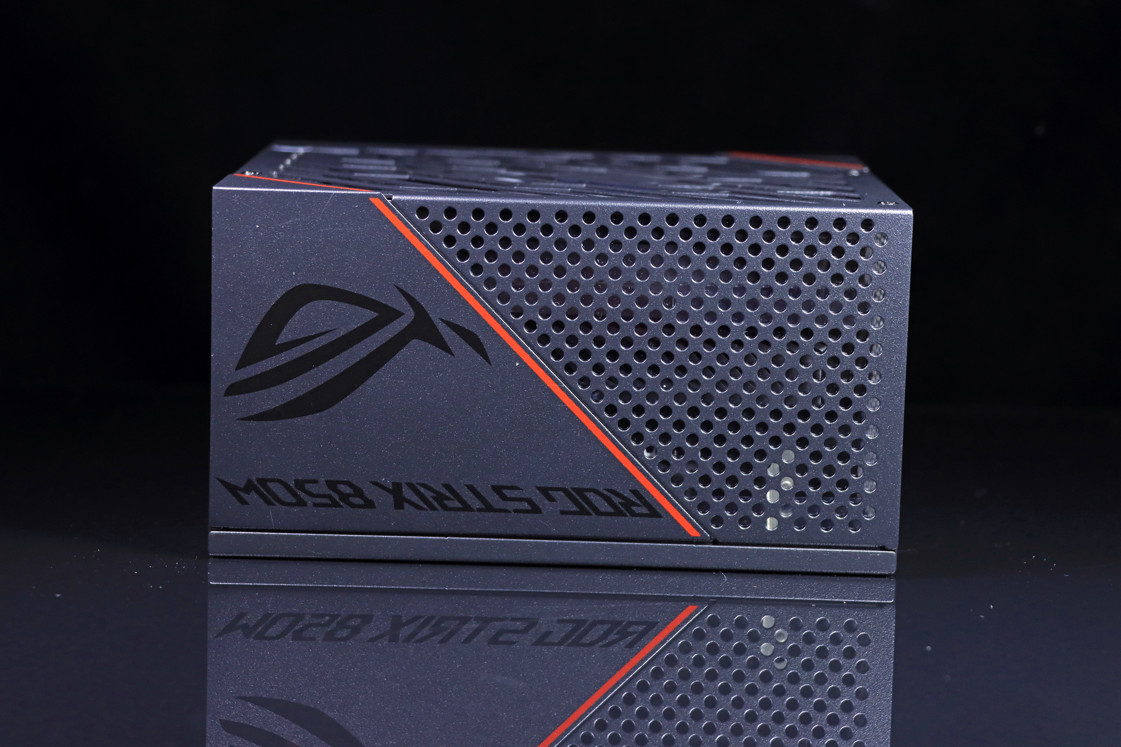 rx6800显卡相当于什么n卡,rx6800超白金显卡相当于什么水平