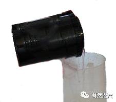 d76黑白胶卷冲洗经验,暗房洗胶卷用什么颜色灯